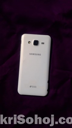 Samsung J5